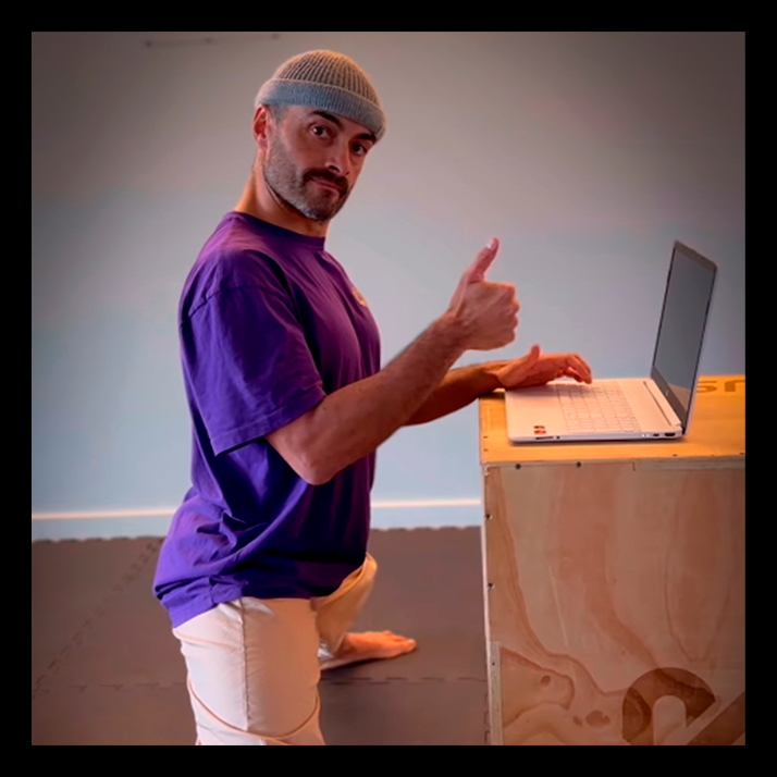 Nuestras clases movimiento en Cantabria. Clases online entrenamiento personal.